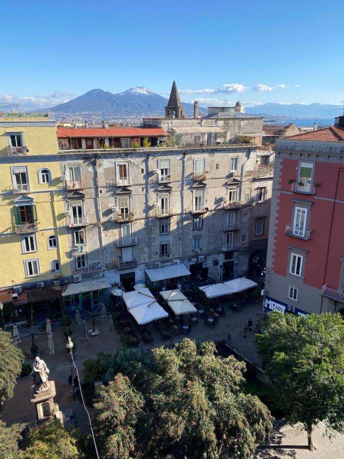 Bellini View * Napoli